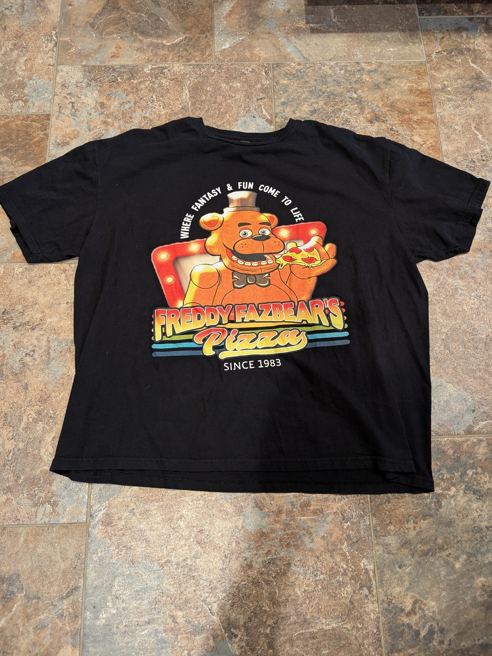 Freddy Fazbear's Pizza Black Graphic  T‑Shirt